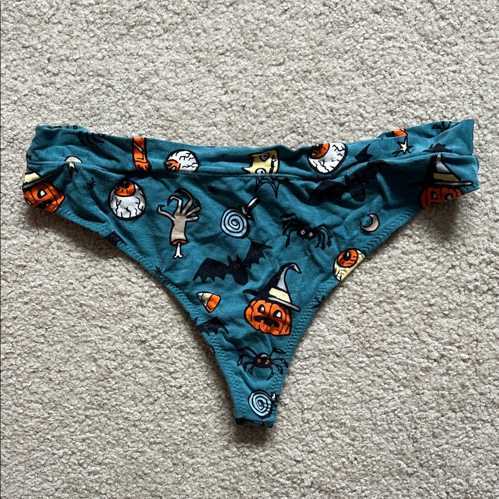 MeUndies NWOT Halloween print thong
